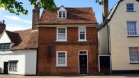 What are Listed Buildings?